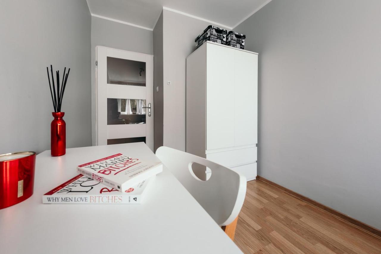 Spacious 3 Bedroom Apartament Near Olivia Business Center Гданськ Екстер'єр фото